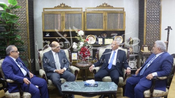 محافظ السويس يستقبل أعضاء مجلس النواب