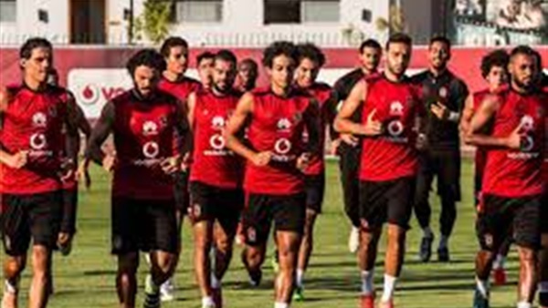 الأهلي يستعد للإسماعيلي بالفوز على الشرقية بهدف نيدفيد