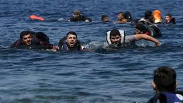 انقاذ 2300 مهاجر قبالة ليبيا