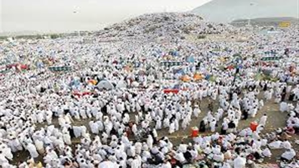 نحو 1.5 مليون حاج يستعدون للصعود الى جبل عرفة