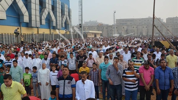 آلاف المصلين يؤدون صلاة العيد بـ 324 ساحة فى كفر الشيخ