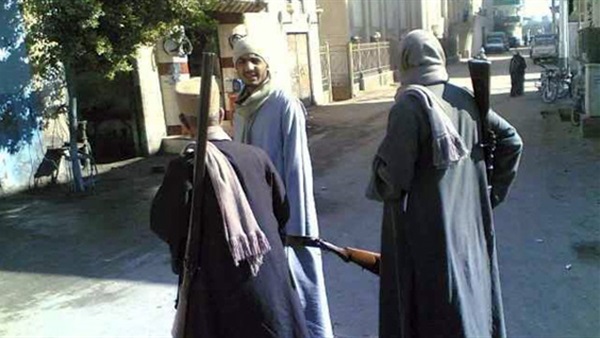 إشتباكات مسلحة بين عائلتين بنجع حمادى أول أيام العيد