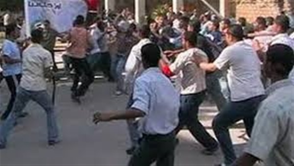 بالصور.. رفع المخلفات من شوارع كفر الشيخ بعد الانتهاء من مولد الدسوقي