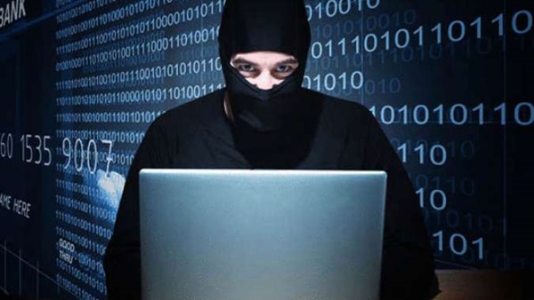 قراصنة داعش يخترقون آلاف الحسابات على شبكات التواصل الاجتماعي