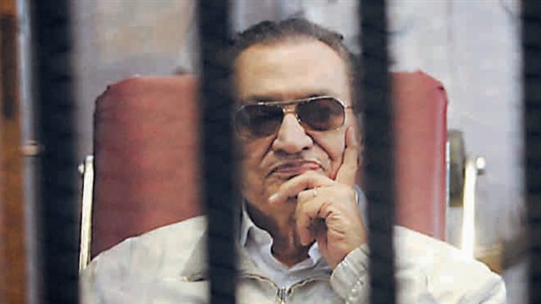 ٥ ديسمبر اولي جلسات استشكال مبارك ونجلية في قضية القصور الرئاسية 