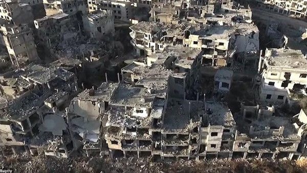 هدنة "الفرصة الاخيرة" سارية في سوريا لكن المساعدات الانسانية غائبة