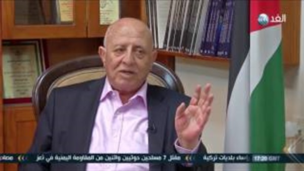 رئيس وزراء فلسطين الأسبق يوجه رسالة تحذير لفتح وحماس