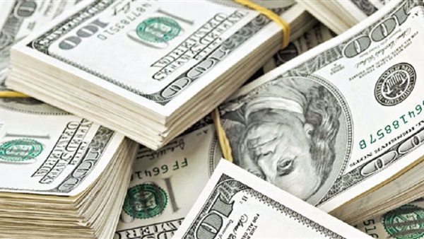 تعرف على سعر الدولار في السوق السوداء اليوم  