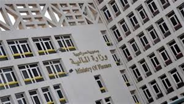 المالية تطرح أذون خزانة بقيمة 11.5 مليار جنيه اليوم