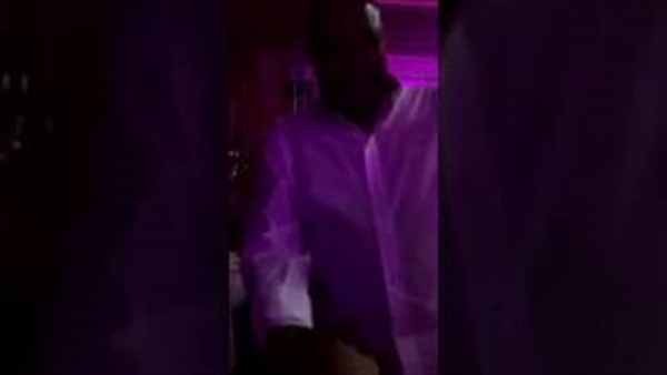 بالفيديو..ـ«حليمة بولند» تثير غضب السعوديين بسبب قبلة 