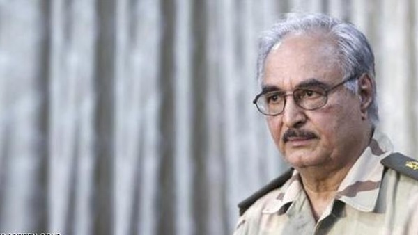 هكذا يفسر مطلب أمريكا وخمس دول أوروبية بانسحاب حفتر من الهلال النفطي