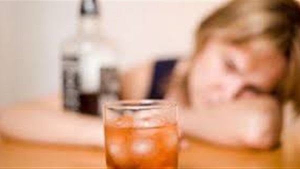 احذر.. كأس من الكحول يوسع الغرفة العلوية للقلب 