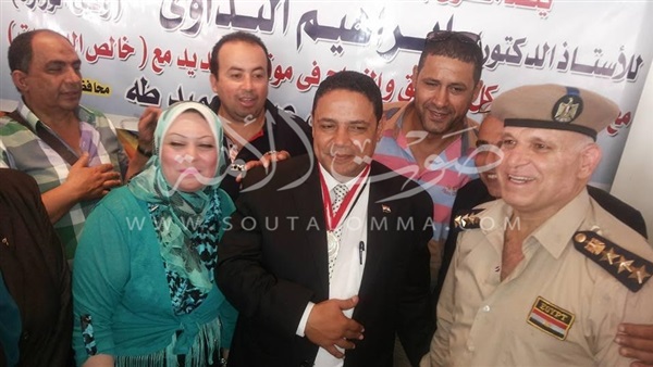 بالصور.. تعليم دمياط يقيم حفل تكريم لوكيل الوزارة السابق