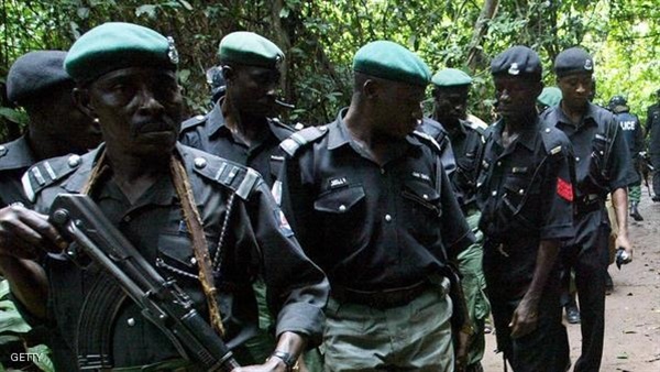الشرطة النيجيرية تحرِّر 14 من عمال النفط المخطوفين