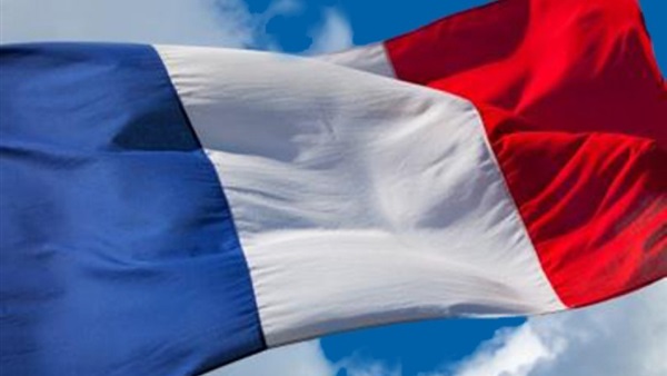 7 مرشحين يخوضون الانتخابات التمهيدية لليمين في فرنسا