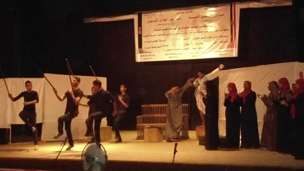 بالصور.. مهرجان المسرح المدرسى بثقافة أسوان 
