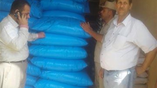ضبط 9 أطنان أسمدة زراعية محظور تداولها في حملة تموينية بكفر الشيخ
