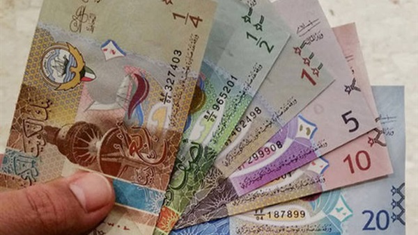 سعر الدينار الكويتى أمام الجنيه المصرى اليوم 