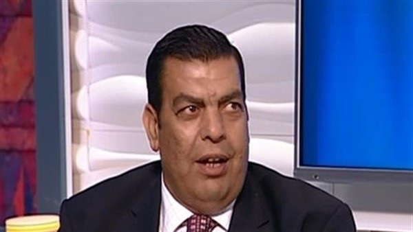 المستشار الإعلامي لوزير الزراعة يكشف حقيقة إقالته من منصبه 