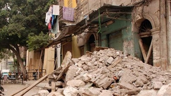 مصرع طفلين وإصابة آخرين إثر سقوط جدار منزل بسوهاج