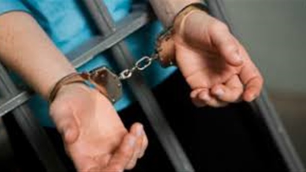 حبس صاحبة مركب ونجلها لنقلهما 100 مهاجر غير شرعي لمركب رشيد المنكوب