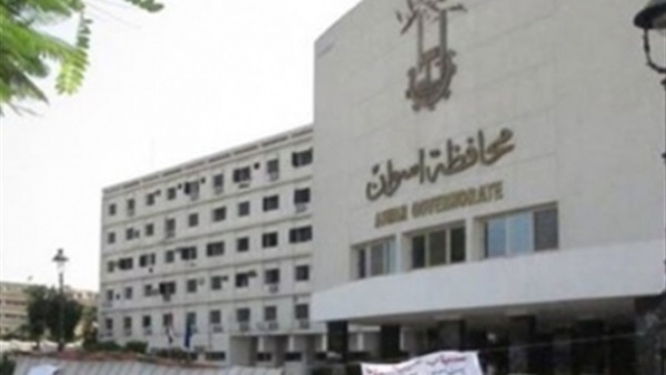 ضبط 15 قضية تموينية خلال حملة مكبرة بأسوان