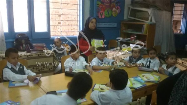 بالصور.. وكيل تعليم دمياط يتفقد عدد من المدارس 