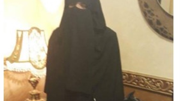 بالصور.. شاب يتنكر فى زى منتقبة للتحرش بالسيدات فى البساتين