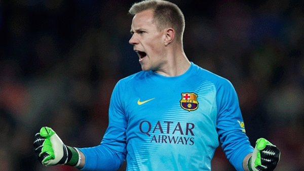 تير شتيجن يغيب عن برشلونة ومنتخب المانيا لاجراء جراحة في الاسنان
