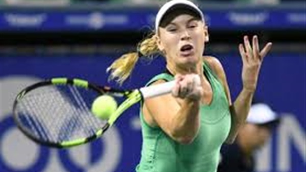 تصنيف المحترفات: فوزنياكي تواصل صعودها