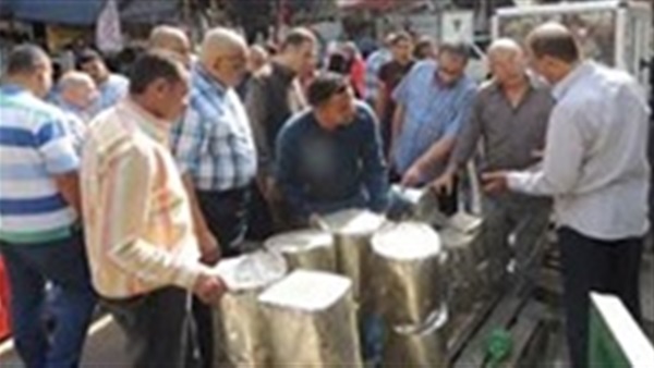 ضبط 16.7 طن أسماك فاسدة في البحيرة