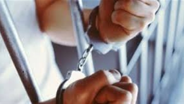 المشدد 10 سنوات لطالب بتهمة حيازة مفرقعات خلال ثورة يونيو 