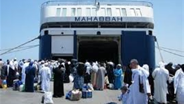 وصول و1835 عاملا بخدمة الحجاج للسويس وسفاجا
