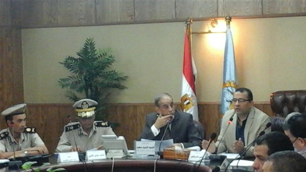 بالصور.. تنفيذي الغربية يناقش تنفيذ قرارات مجلس المحافظين