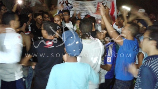 بالفيديو والصور.. «مشجعي الزمالك بأسوان» يستقبلون نجوم الأبيض