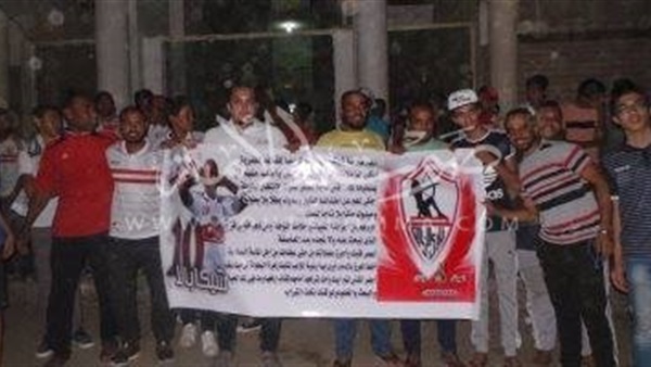 جماهير الزمالك تستقبل لاعبى الفريق في أسوان