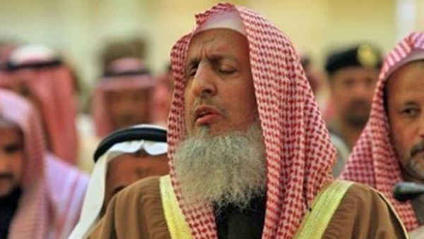 مفتي السعودية يدعو لاستثمار وسائل التواصل لتوحيد الصف وجمع الكلمة