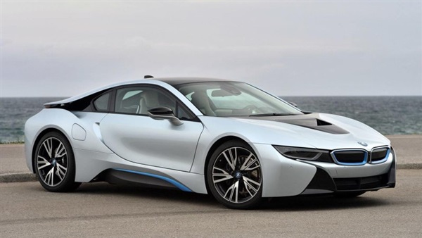 تعرف على جمارك سيارات «BMW i8» الوارد من الإمارات