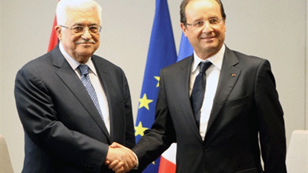 الرئيس الفلسطيني يبحث مع نظيره الفرنسي آخر المستجدات بالساحة السياسية