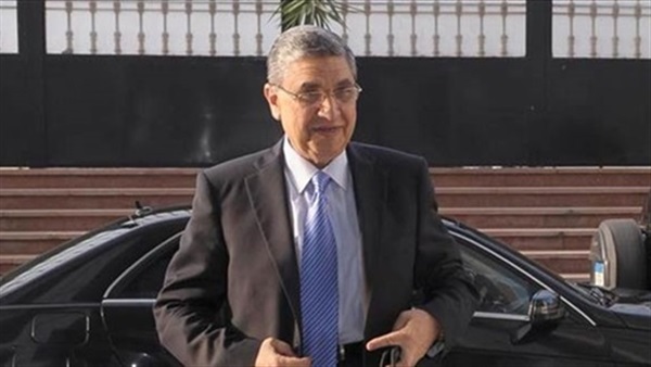  وزير الكهرباء: ندرس التعاون مع اليونان في مجال وتصنيع العدادت الذكية
