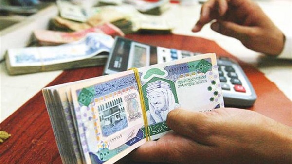 إستقرار أسعار العملات العربية اليوم.. والريـال السعودي بـ2.37 جنيهًا