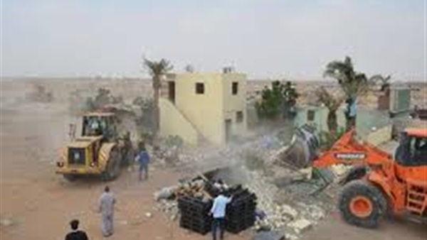 إزالة التعديات والإشغالات فى حملات أمنية بالمحمودية