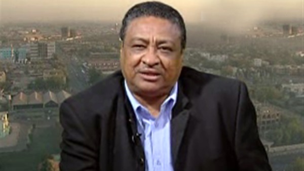 السودان يبحث صعوبات تصدير الصمغ العربي مع بريطانيا