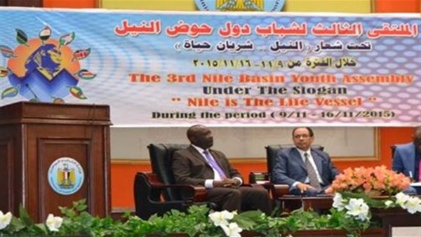 شباب أفارقة يتفاعلون مع ورش عمل الملتقى الثالث لدول حوض النيل