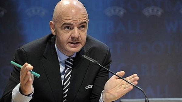 جياني إنفانتينو: الفيفا بحاجة للشفافية