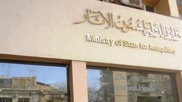 أثري يطالب وزارة الآثار بتطبيق برنامج الكتروني لتسجيل الأثار بالمخازن