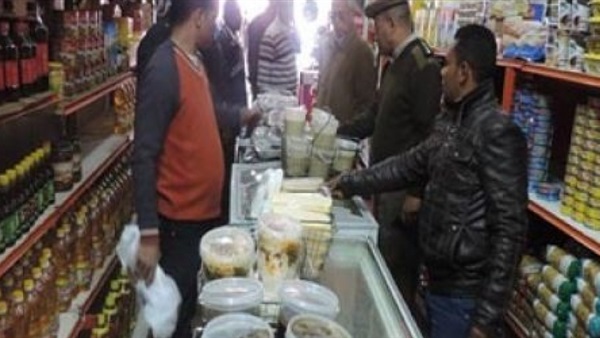 ضبط 29 مخالفة تموينة بقنا