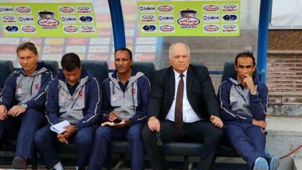 الجهاز الفني لـ«الأهلي» ولاعبو الفريق في ضيافة «جهينة»