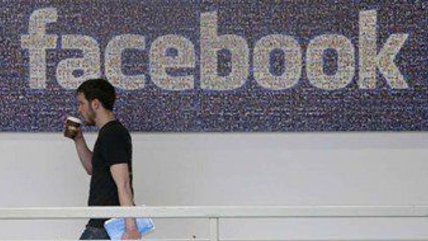 واشنطن بوست تتهم «فيس بوك» بترويج الأخبار الزائفة وخداع مستخدميه