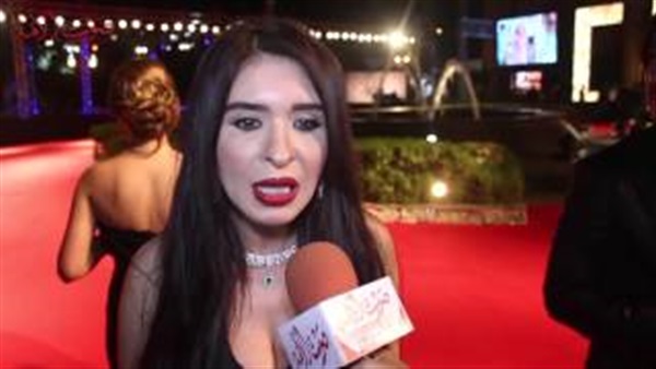 بالفيديو.. دينا: تعالوا زوروا مصر وسيبكوا من الإشاعات